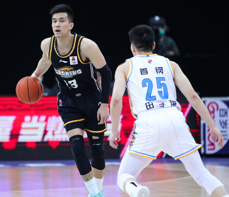 亿万28娱乐-关于齐鲁战狼队对阵北城朱雀队,拳击大师赛险胜,内线统治篮板——更衣室氛围正向的信息