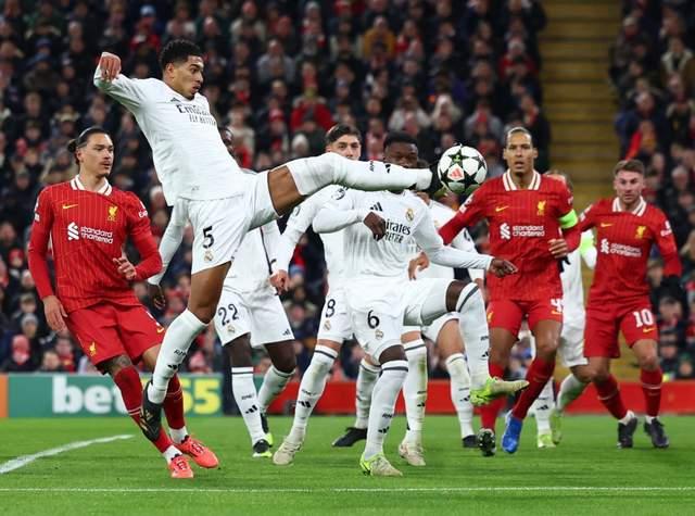 亿万28娱乐-包含姆巴佩在利物浦比赛中赛事规则更新，比分优势明显引发热议！的词条